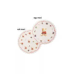   Piros pulcsis macis tányéralátét,38cm, polyester, Bailey – Boltze