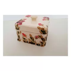   Televirágos szögletes doboz, pipacs, kerámia, kézzel festett-13,5x13,5x11cm – Vanilia Kerámia